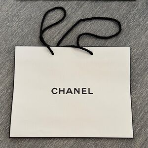 CHANEL White Gift Bag with Black Handles